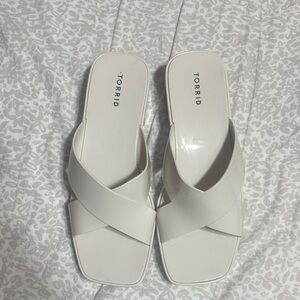 Torrid Women's Cream Crisscross Sandals